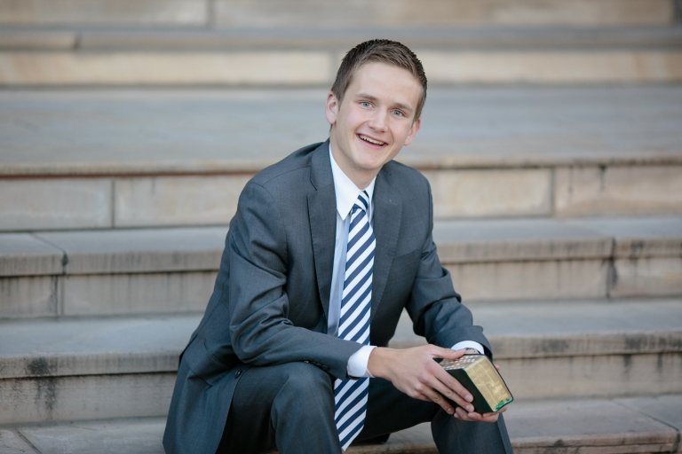 EK-Studios-Utah-Wedding-Photographers-Utah-Senior-Portrait-Photographer-Salt-Lake005-Blog(pp_w768_h512)