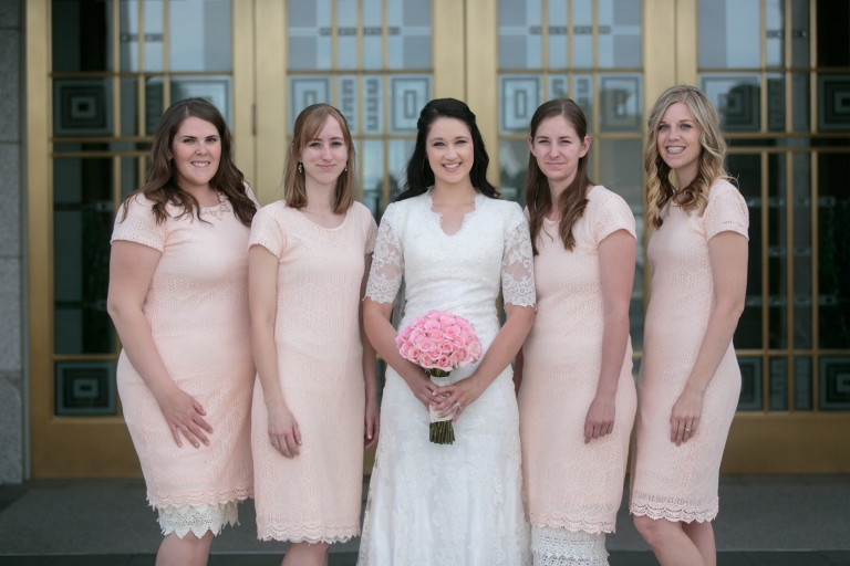 EK-Studios-Utah-Wedding-Photographers-Draper-Temple-Wedding-Utah-photography-blossoms013-Blog(pp_w768_h512)