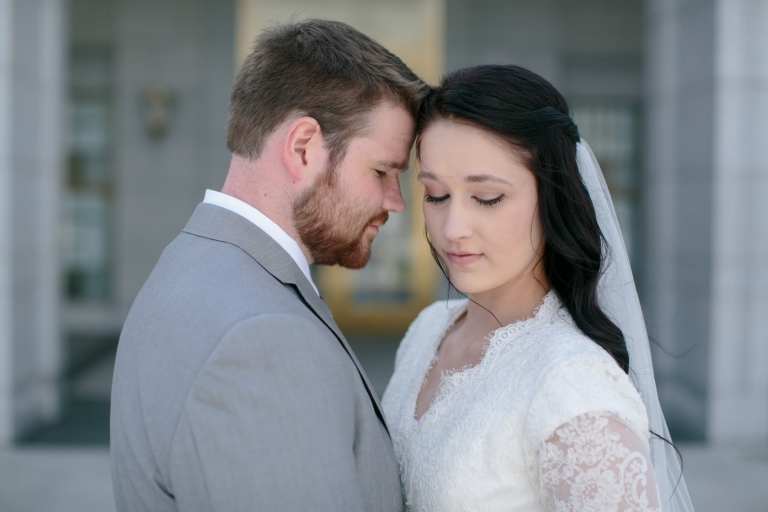EK-Studios-Utah-Wedding-Photographers-Draper-Temple-Wedding-Utah-photography-blossoms024-Blog(pp_w768_h512)