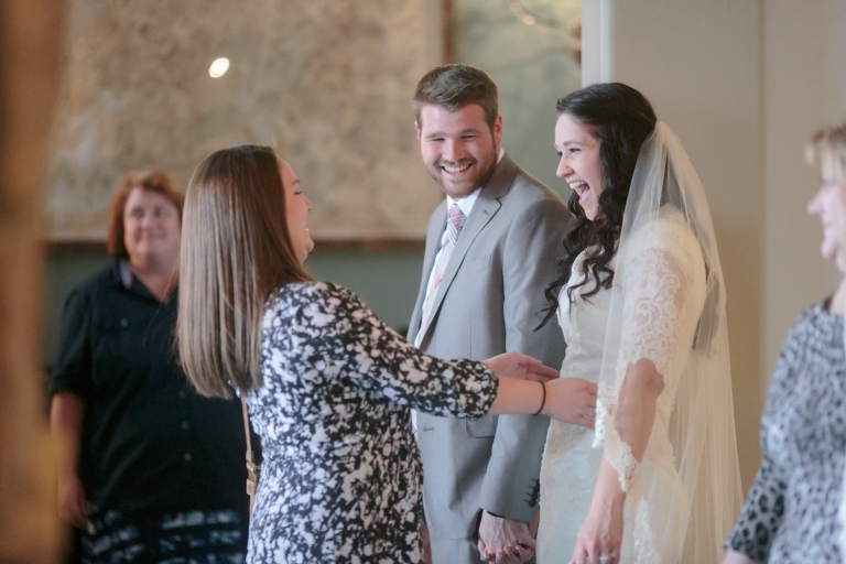 EK-Studios-Utah-Wedding-Photographers-Draper-Temple-Wedding-Utah-photography-blossoms040-Blog(pp_w768_h512)