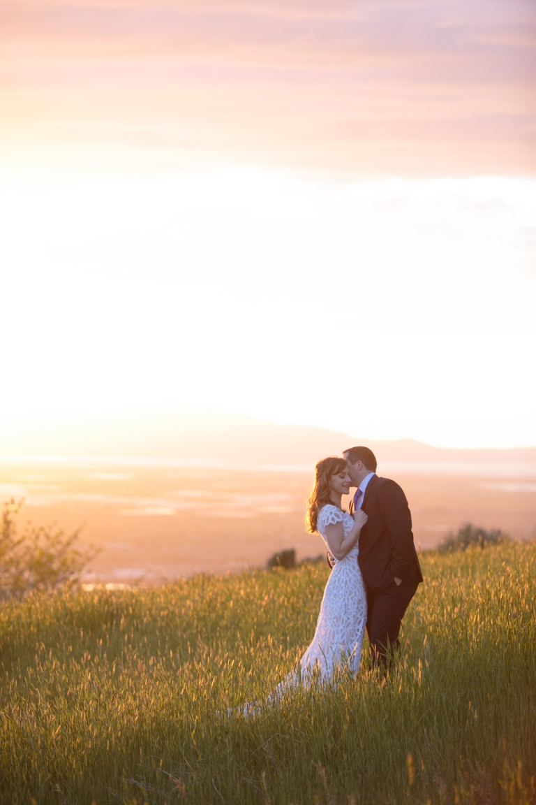EK-Studios-Utah-Wedding-Photographers-Salt-Lake-City-Photographer-Bridals-wild-flowers-city-overlook-sunset019-Blog(pp_w768_h1152)