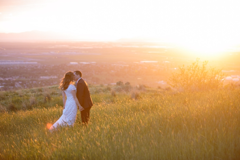 EK-Studios-Utah-Wedding-Photographers-Salt-Lake-City-Photographer-Bridals-wild-flowers-city-overlook-sunset020-Blog(pp_w768_h512)