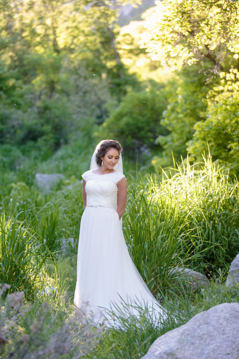 EK-Studios-Utah-Wedding-Photographers-Sandy-photographers-mountain-bridals021-Blog(pp_w768_h1152)