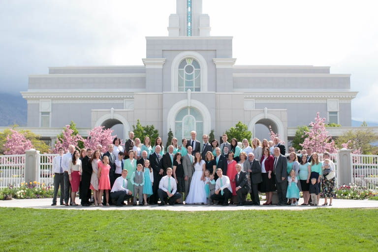 EK-Studios-Utah-Wedding-Photographers-Timpanogos-Temple-Photography-American-Fork008-Blog(pp_w768_h512)