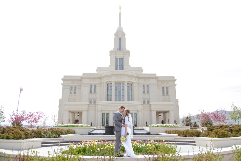 EK-Studios-Utah-Wedding-Photographers-Payson-Temple-Wedding-Reception-Stonegate-pleasant-grove-utah016-Blog(pp_w768_h512)