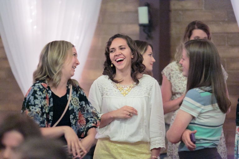 EK-Studios-Utah-Wedding-Photographers-Payson-Temple-Wedding-Reception-Stonegate-pleasant-grove-utah036-Blog(pp_w768_h512)