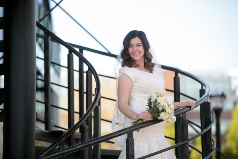 EK-Studios-Utah-Wedding-Photographers-classy-bridals-salt-lake-city013-Blog(pp_w768_h512)