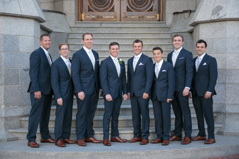 EK-Studios-Utah-Wedding-Photographers-Salt-Lake-Temple-Wedding-Photography-Red-Butte-Garden-Wedding-Reception-utah014-Blog(pp_w768_h512)