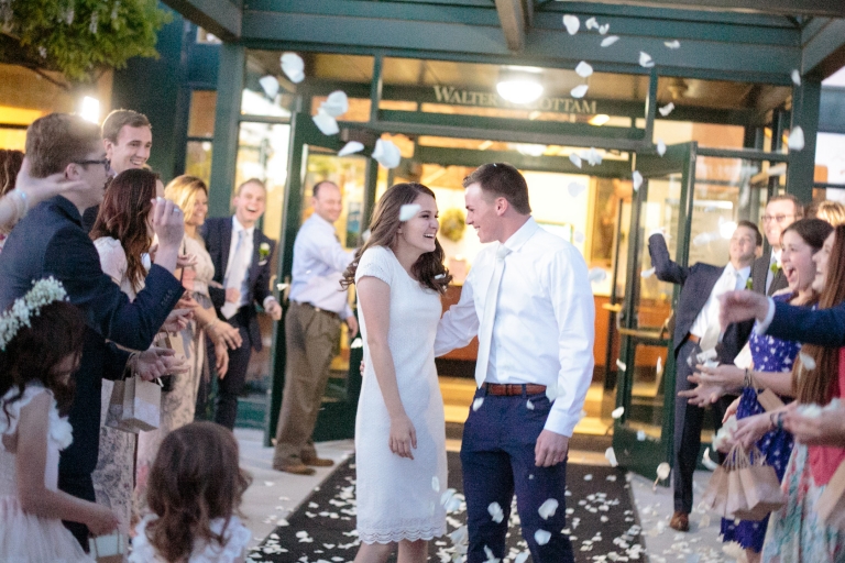 EK-Studios-Utah-Wedding-Photographers-Salt-Lake-Temple-Wedding-Photography-Red-Butte-Garden-Wedding-Reception-utah090-Blog(pp_w768_h512)