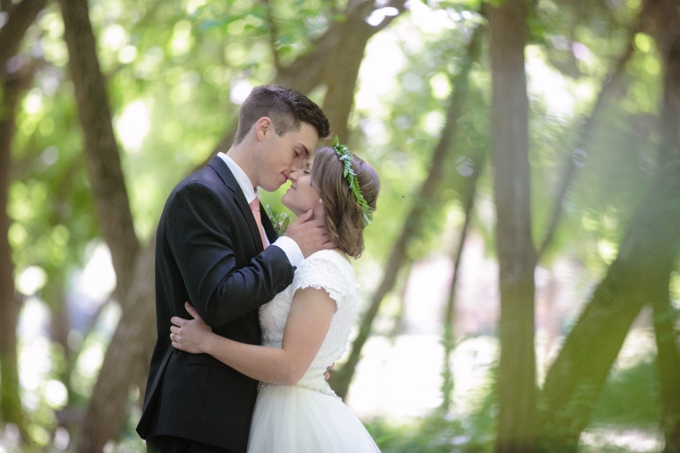 EK-Studios-Utah-Wedding-Photographers-nature-bridals-utah-photography007-Blog(pp_w768_h512)