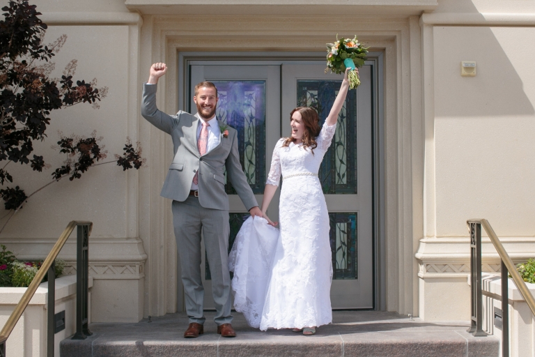 EK-Studios-Utah-Wedding-Photographers-Pasyon-Temple-Wedding-Photography-cedar-hills-photographer005-Blog(pp_w768_h512)