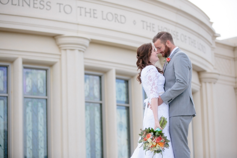 EK-Studios-Utah-Wedding-Photographers-Pasyon-Temple-Wedding-Photography-cedar-hills-photographer012-Blog(pp_w768_h512)