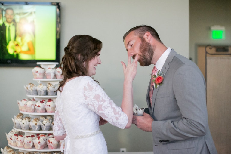EK-Studios-Utah-Wedding-Photographers-Pasyon-Temple-Wedding-Photography-cedar-hills-photographer036-Blog(pp_w768_h512)