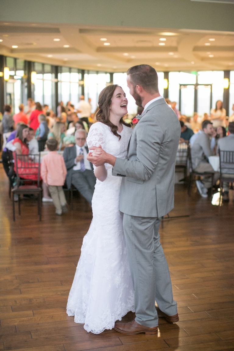 EK-Studios-Utah-Wedding-Photographers-Pasyon-Temple-Wedding-Photography-cedar-hills-photographer037-Blog(pp_w768_h1152)