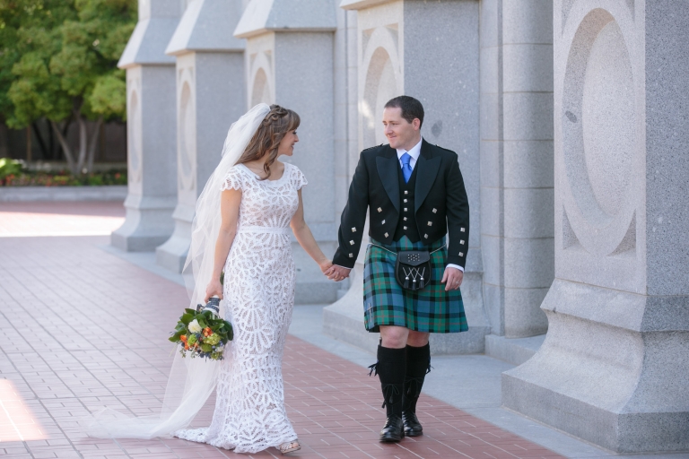 EK-Studios-Utah-Wedding-Photographers-Salt-lake-temple-wedding-reception-utah-state-capitol-building-photography022-Blog(pp_w768_h512)