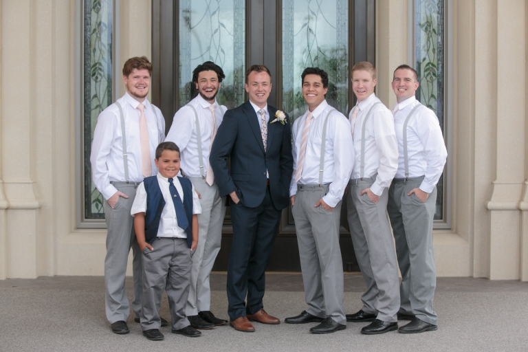 EK-Studios-Utah-Wedding-Photographers-Payson-temple-wedding-photography-utah011-Blog(pp_w768_h512)