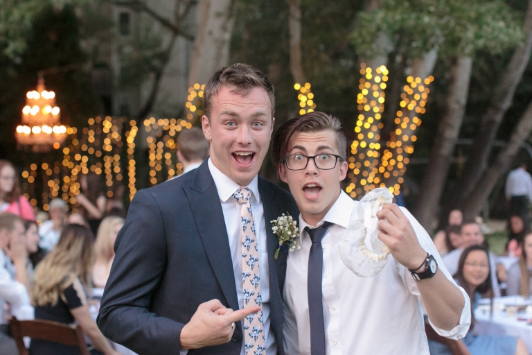 EK-Studios-Utah-Wedding-Photographers-Payson-temple-wedding-photography-utah046-Blog(pp_w768_h512)