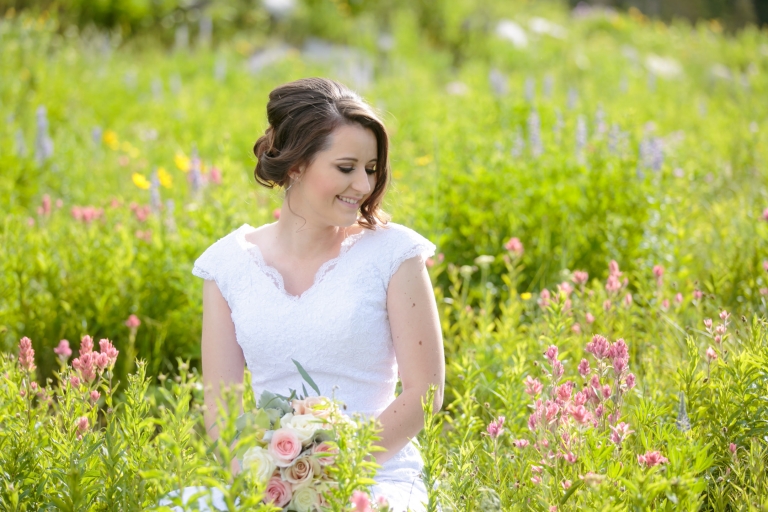EK-Studios-Utah-Wedding-Photographers-Bridals-wildflowers-mountains-photography011-Blog(pp_w768_h512)