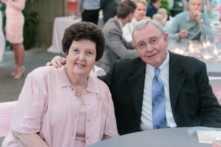 EK-Studios-Utah-Wedding-Photographers-Timpanogos-Temple-Wedding-Reception-Le-Jardin040-Blog(pp_w768_h512)