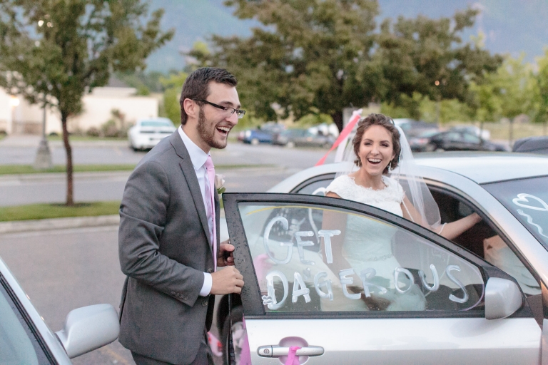 EK-Studios-Utah-Wedding-Photographers-Timpanogos-Temple-Wedding-Reception-Le-Jardin051-Blog(pp_w768_h512)