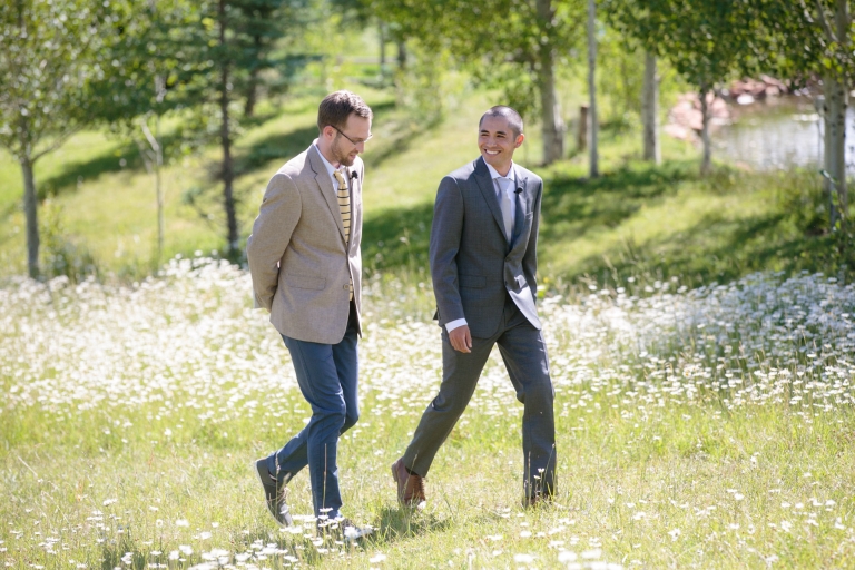 EK-Studios-Utah-Wedding-Photographers-Red-Cliff-Ranch-Wedding-in-a-barn-utah007-Blog(pp_w768_h512)