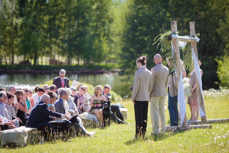 EK-Studios-Utah-Wedding-Photographers-Red-Cliff-Ranch-Wedding-in-a-barn-utah016-Blog(pp_w768_h512)