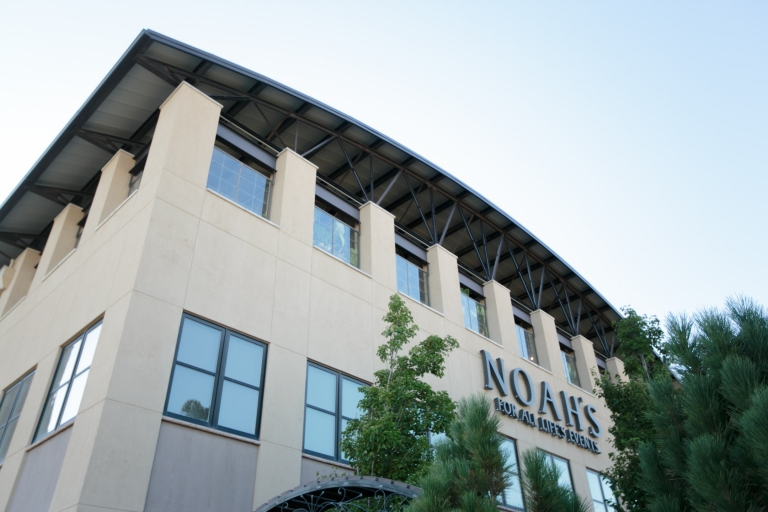 chinese-tea-ceremony-wedding-photography-Utah-Wedding-Photographers-EK-Studios-Photo-Video-023(pp_w768_h512)