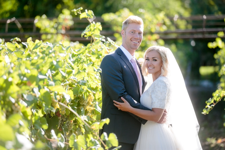 EK-Studios-Utah-Wedding-Photographers-Classy-Bridals-Vinyard-wadley-farms-lindon018-Blog(pp_w768_h512)
