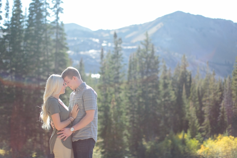 EK-Studios-Utah-Wedding-Photographers-Engagements-mountains-pines001-Blog(pp_w768_h512)