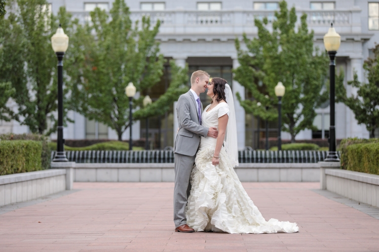 Salt-Lake-utah-Photography-Classy-BridalsEK-Studios-Utah-Wedding-Photographers-011-Blog(pp_w768_h512)