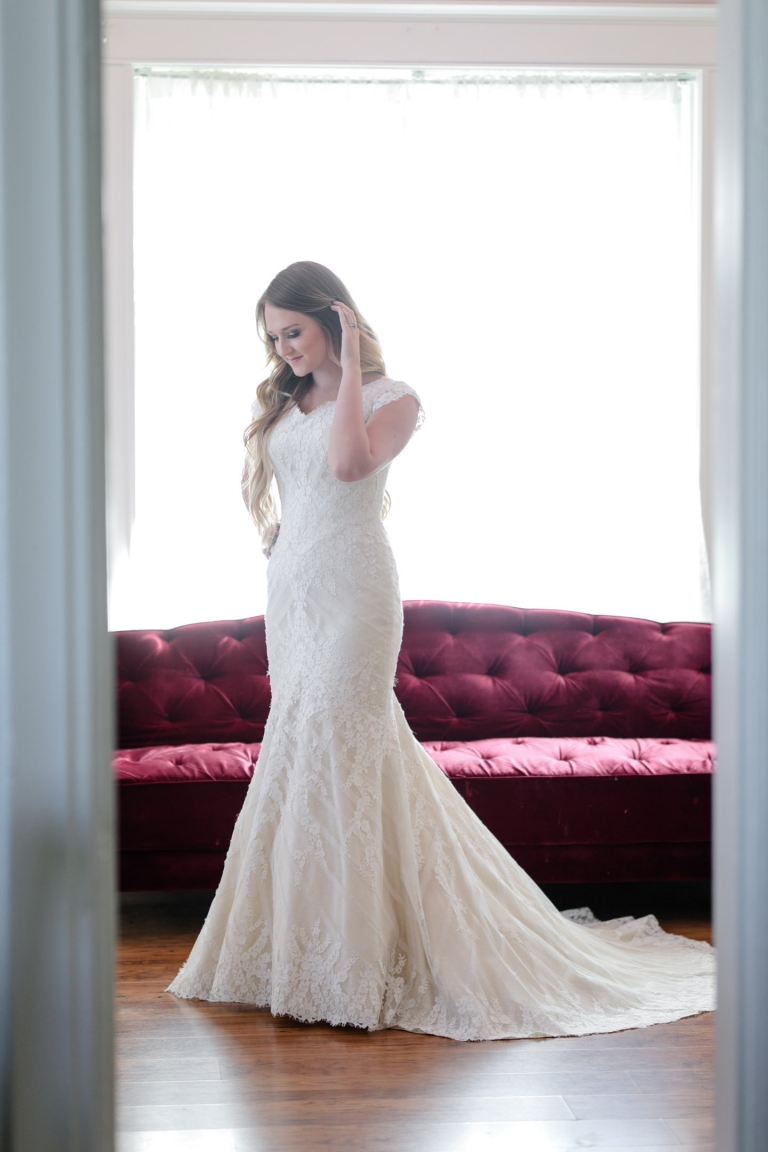 Utah-commercial-Photographer-weddings-Avenia-Bridal-modest-wedding-gown004-Blog(pp_w768_h1152)