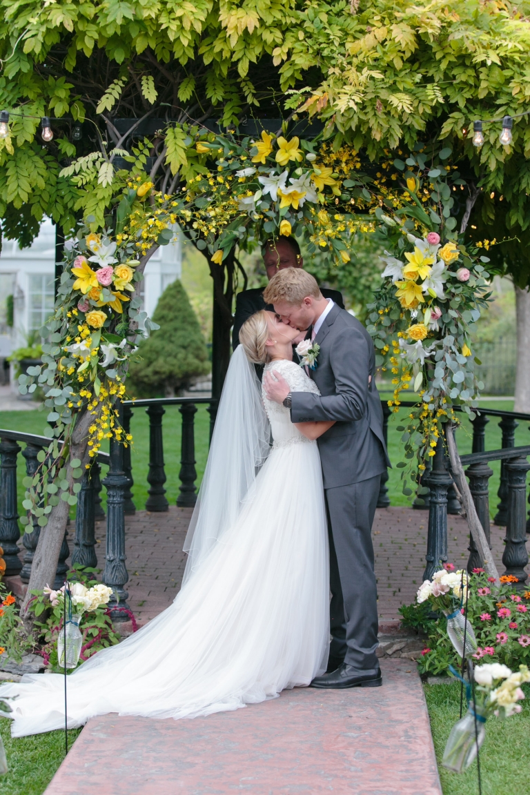 Utah-Wedding-Photographers-EK-Studios-Photo-VideoWadley-Farms-Wedding-Utah013-Blog(pp_w768_h1152)