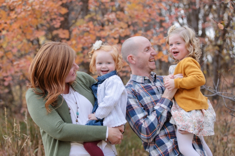 EK-Studios-Utah-Wedding-Photographers-Fun-Fall-Family-Photos008-Blog(pp_w768_h512)