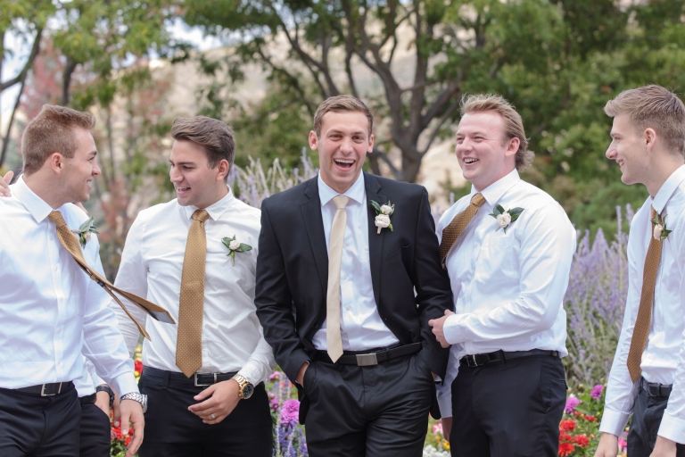 Bountiful-Temple-Wedding-Elegant-Backyard-receptionEK-Studios-Utah-Wedding-Photographers-009-Blog(pp_w768_h512)