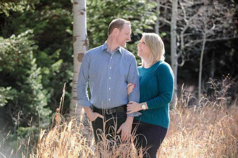 EK-Studios-Utah-Wedding-Photographers-Engagements-in-the-woods-pines018-Blog(pp_w768_h512)