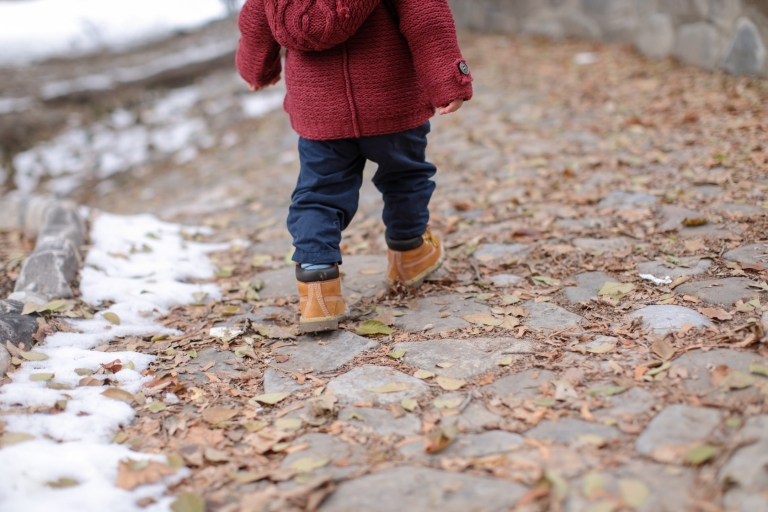 EK-Studios-Utah-Wedding-Photographers-Family-Winter-Photoshoot-Snow007-Blog(pp_w768_h512)