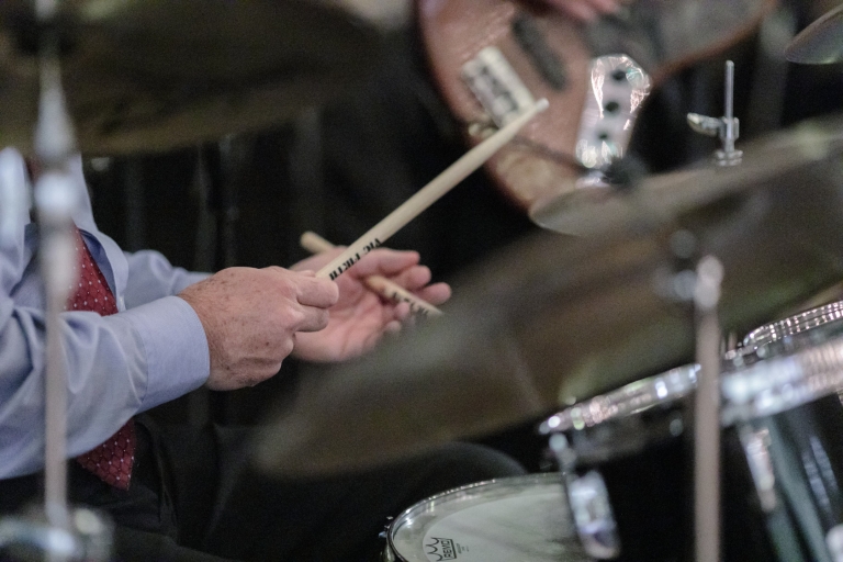 Provo-City-Center-Temple-WeddingEK-Studios-Utah-Wedding-Photographers-038-Blog(pp_w768_h512)