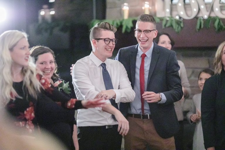 Provo-City-Center-Temple-WeddingEK-Studios-Utah-Wedding-Photographers-047-Blog(pp_w768_h512)