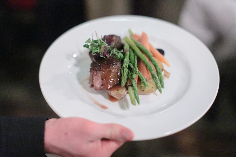 Snowy-Winter-Wedding-Draper-Temple-La-Jolla-Groves-Recpetion-Dinner-ProvoUtah-Wedding-Photographers-EK-Studios-Photo-Video035-Blog(pp_w768_h512)