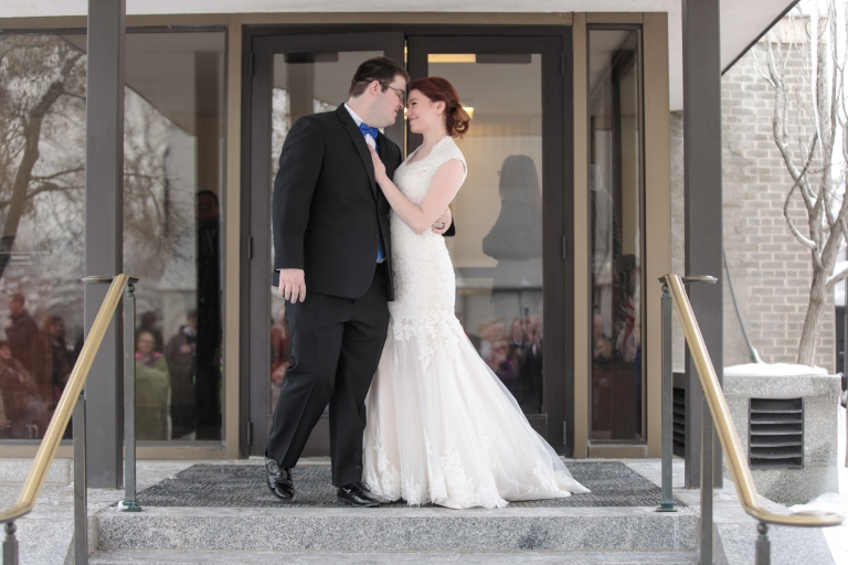 SLC-Temple-Winter-WeddingEK-Studios-Photo-Video-Utah-Wedding-Photographers-009-Blog(pp_w768_h512)