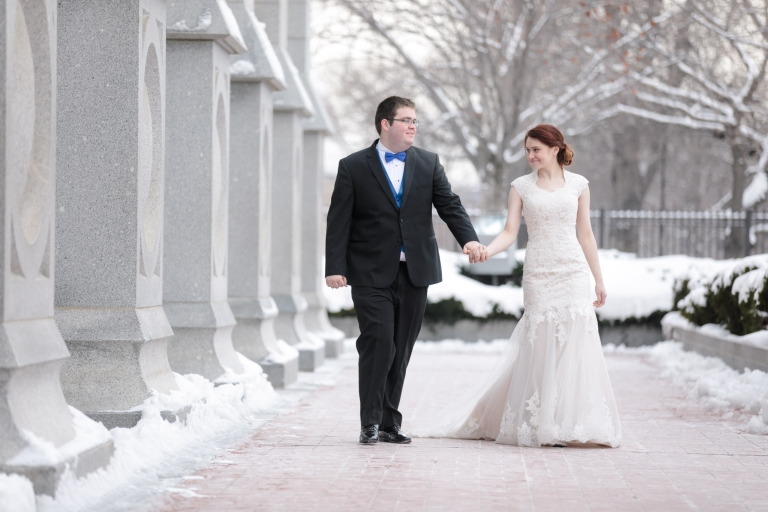 SLC-Temple-Winter-WeddingEK-Studios-Photo-Video-Utah-Wedding-Photographers-016-Blog(pp_w768_h512)