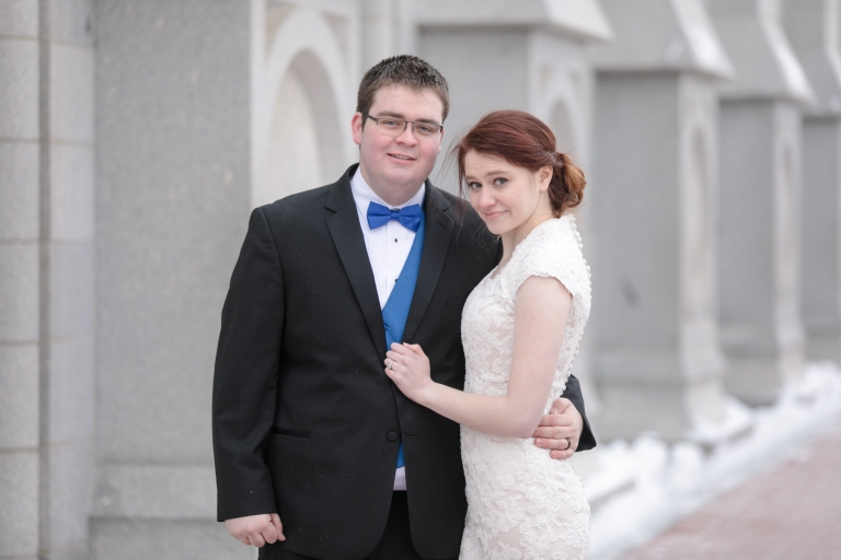 SLC-Temple-Winter-WeddingEK-Studios-Photo-Video-Utah-Wedding-Photographers-020-Blog(pp_w768_h512)
