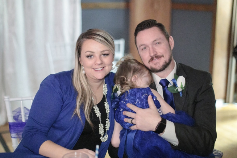 SLC-Temple-Winter-WeddingEK-Studios-Photo-Video-Utah-Wedding-Photographers-038-Blog(pp_w768_h512)