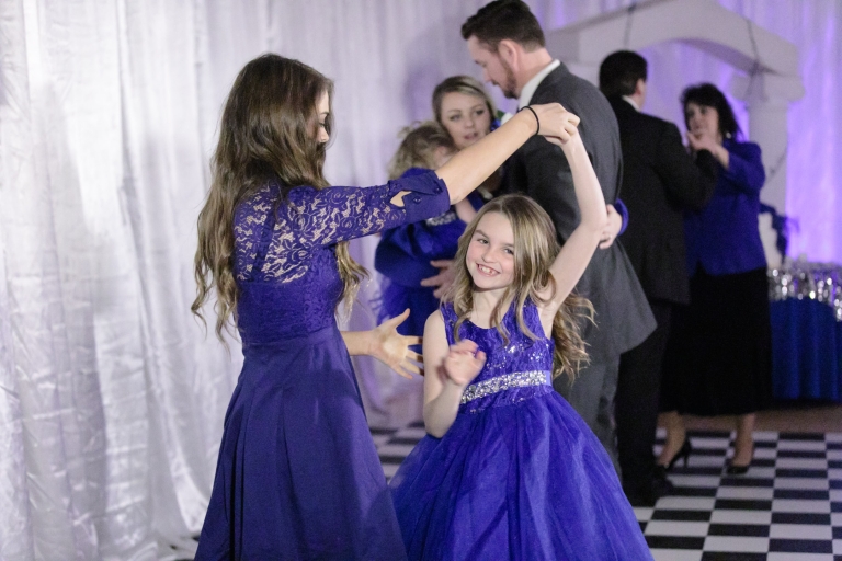 SLC-Temple-Winter-WeddingEK-Studios-Photo-Video-Utah-Wedding-Photographers-046-Blog(pp_w768_h512)