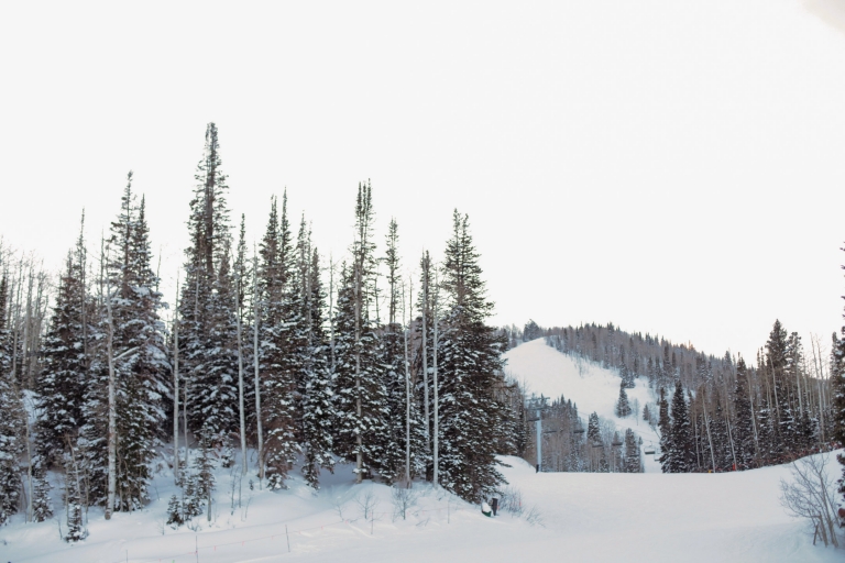 Red-Pine-Lodge-Wedding-Winter-park-city-utah-wedding-photographer-16(pp_w768_h512)