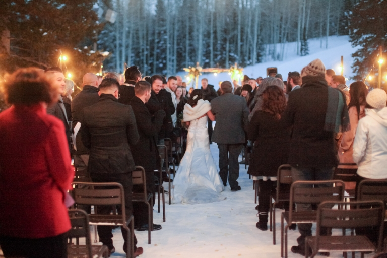 Red-Pine-Lodge-Wedding-Winter-park-city-utah-wedding-photographer-24(pp_w768_h512)
