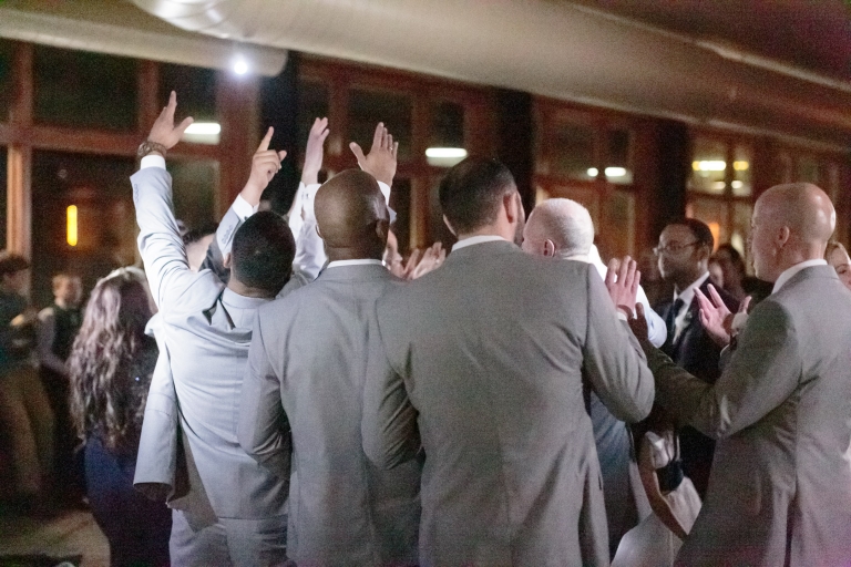 Red-Pine-Lodge-Wedding-Winter-park-city-utah-wedding-photographer-59(pp_w768_h512)