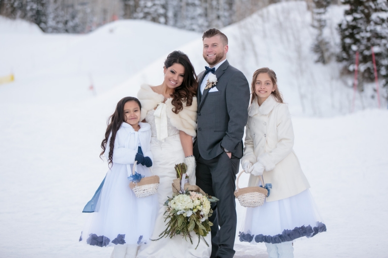 Red-Pine-Lodge-Wedding-Winter-park-city-utah-wedding-photographer-9(pp_w768_h512)