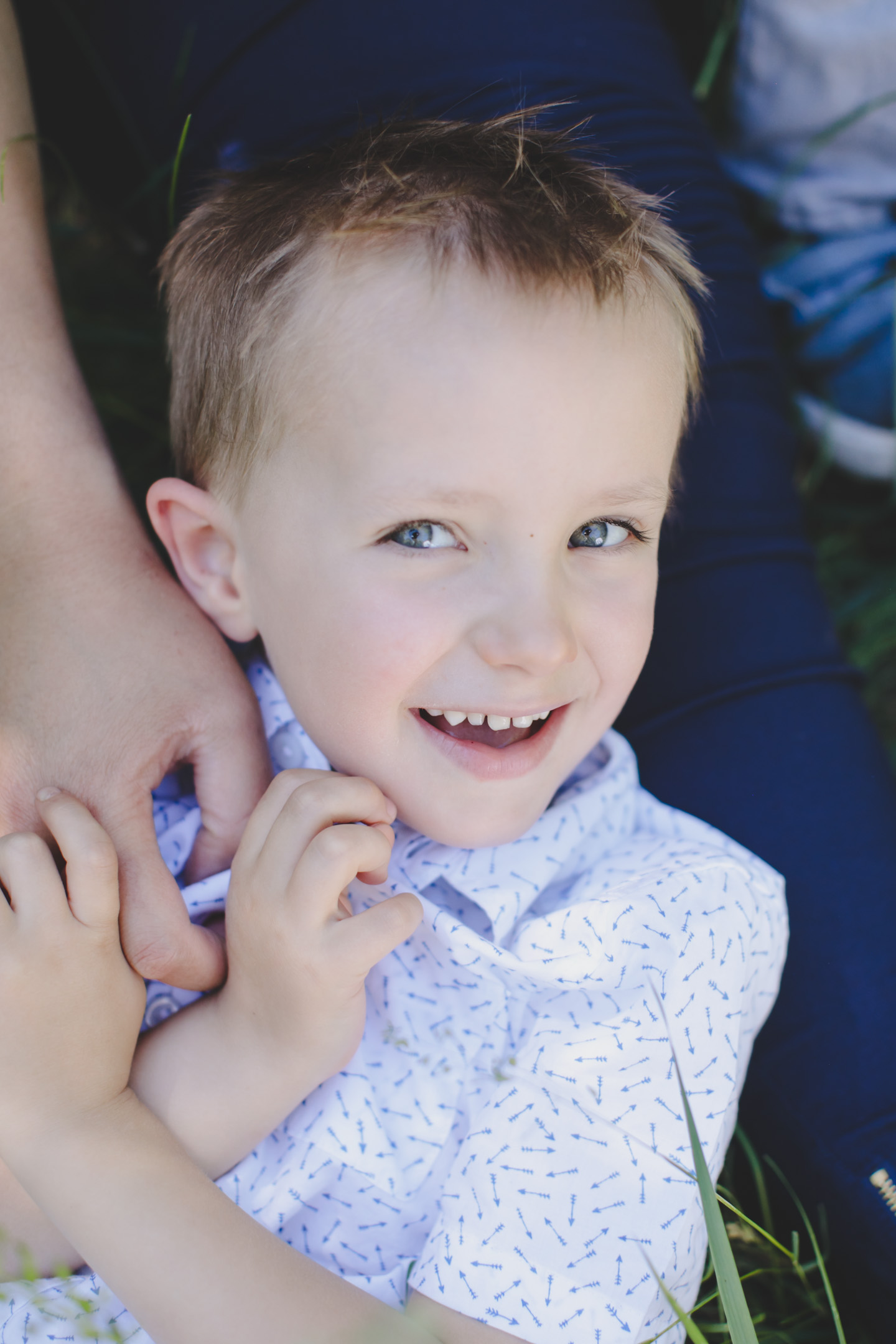 Family-Photos-playing-in-river-utah-photography-12