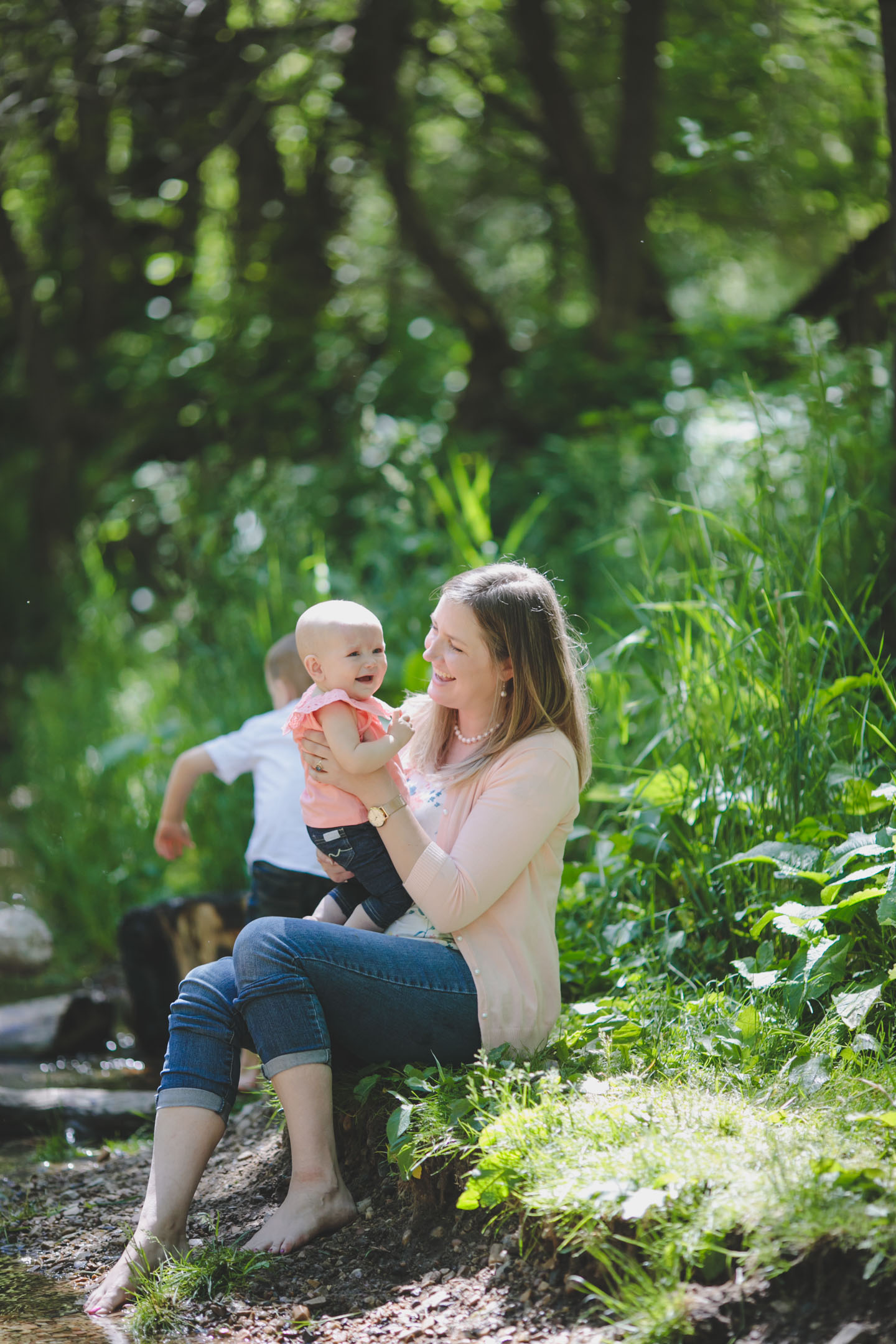 Family-Photos-playing-in-river-utah-photography-18